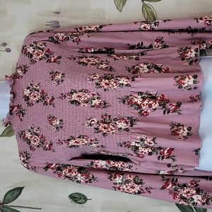 Crave Fame   Shirred top Rose Print Size Large